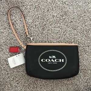 Coach Wristlet NWT